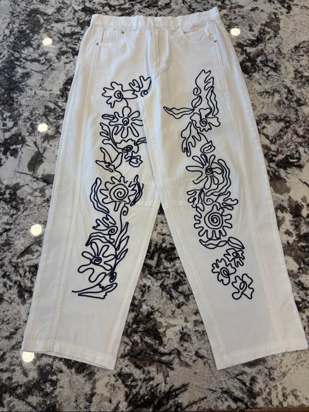 White Pants with Navy Floral Embroidery, XS, excellent condition
